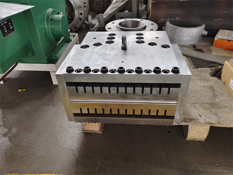 Extrusion Die